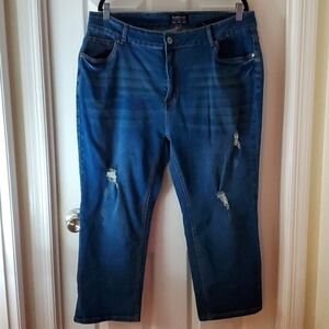 🇺🇸Super Cute Plus Size Distressed Jeans Size 22